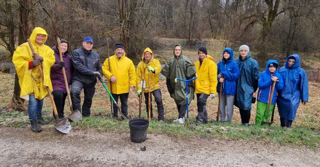 Projekt &bdquo;Kirschbaum-Allee&ldquo; in Ebenthal gestartet